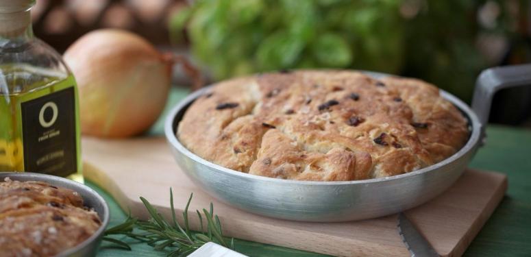 Schalten Sie den Backofen ein! Heute backen wir Brot mit Olivenöl