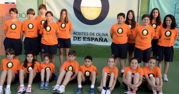 Olivenöl aus Spanien bei dem Tennisturnier der Stadt  – ITF Futures (2013)